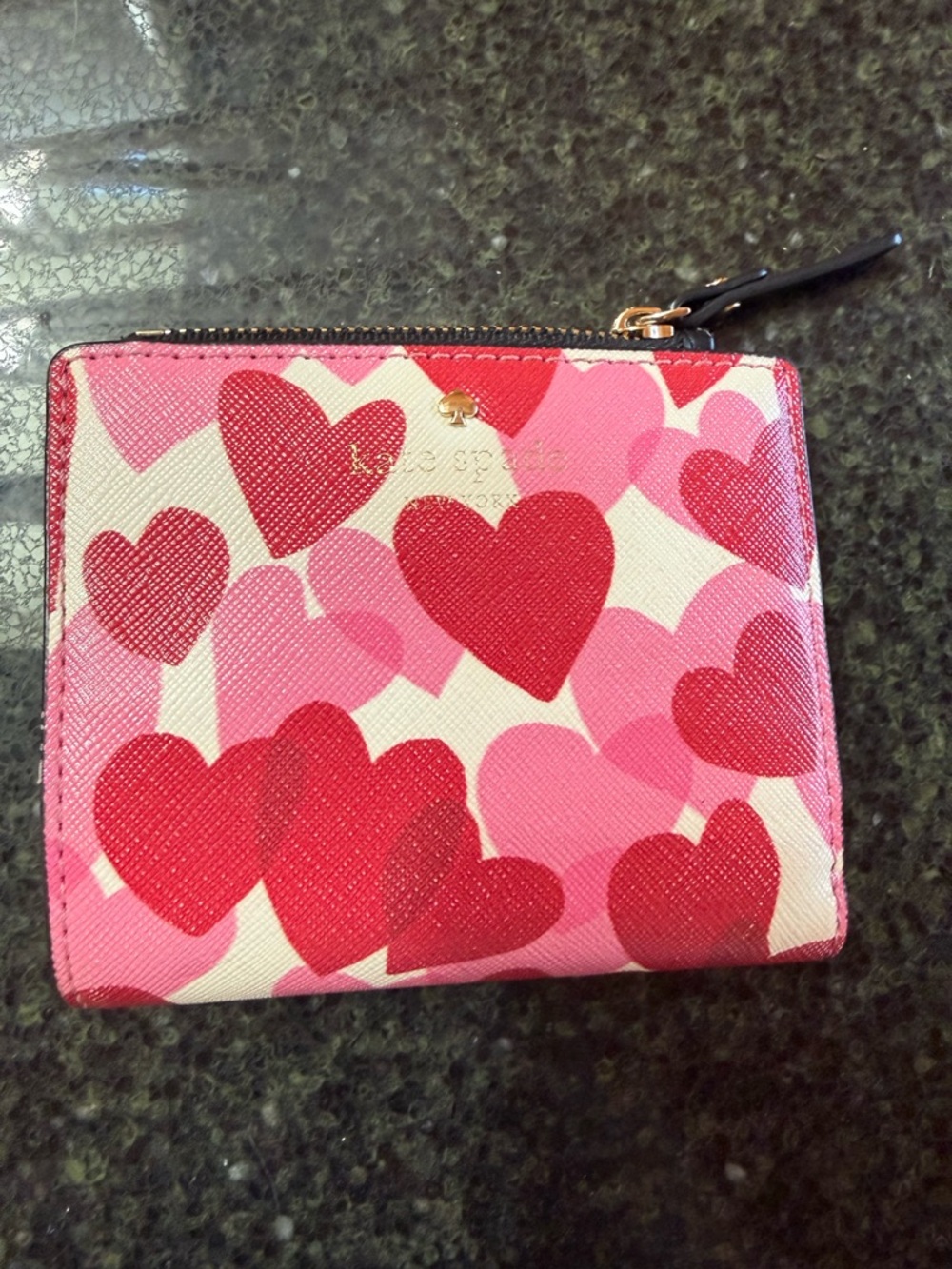 kate spade Heart Print Zip Wallet in Pink, Red & White